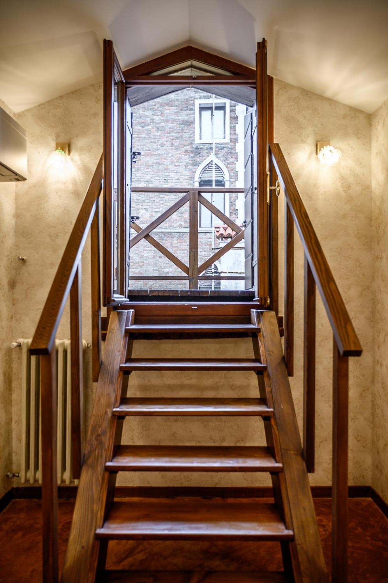 Ferienwohnung Ca Rialto 4122 - Luxury Terrace Venedig Exterior foto